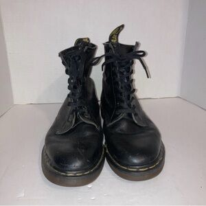 RARE VTG Dr. Martens Air Wair 8 Eye Leather Black Combat Boots - Men's SZ 9 READ